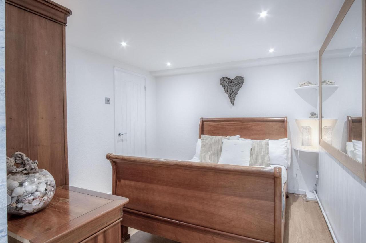 Captains Walk - 4 Bedroom Apartment - Saundersfoot Exteriör bild