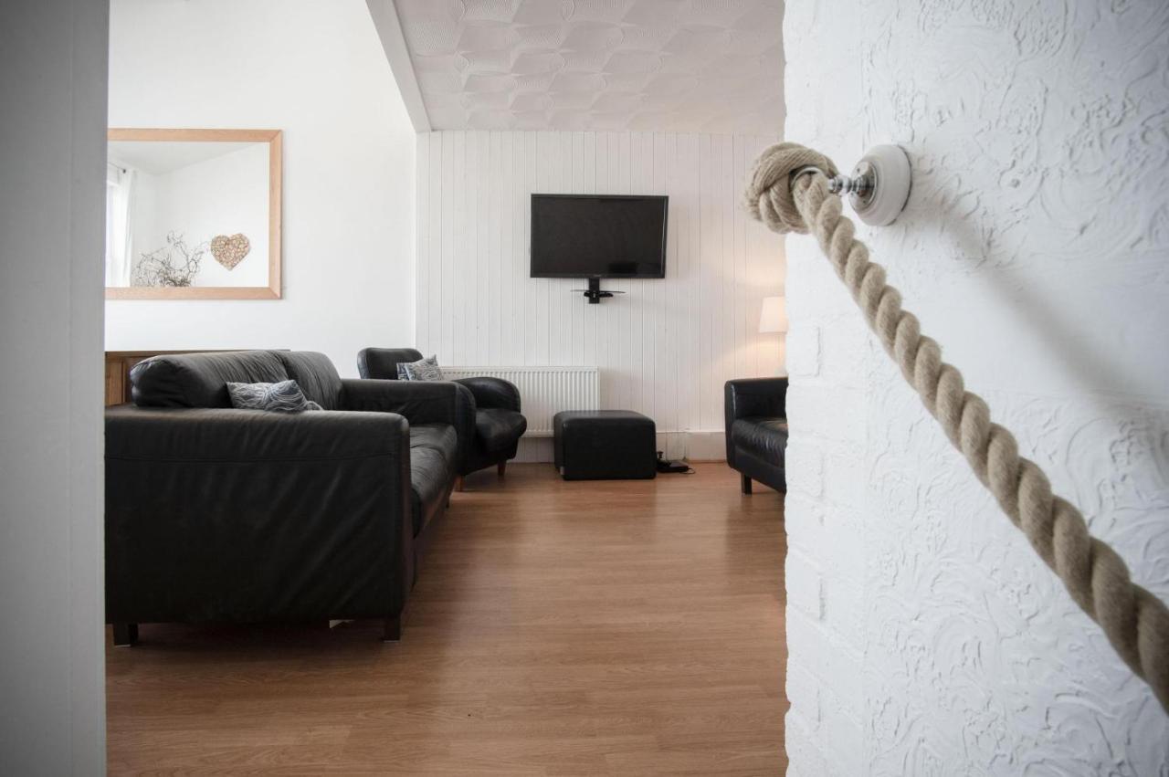 Captains Walk - 4 Bedroom Apartment - Saundersfoot Exteriör bild
