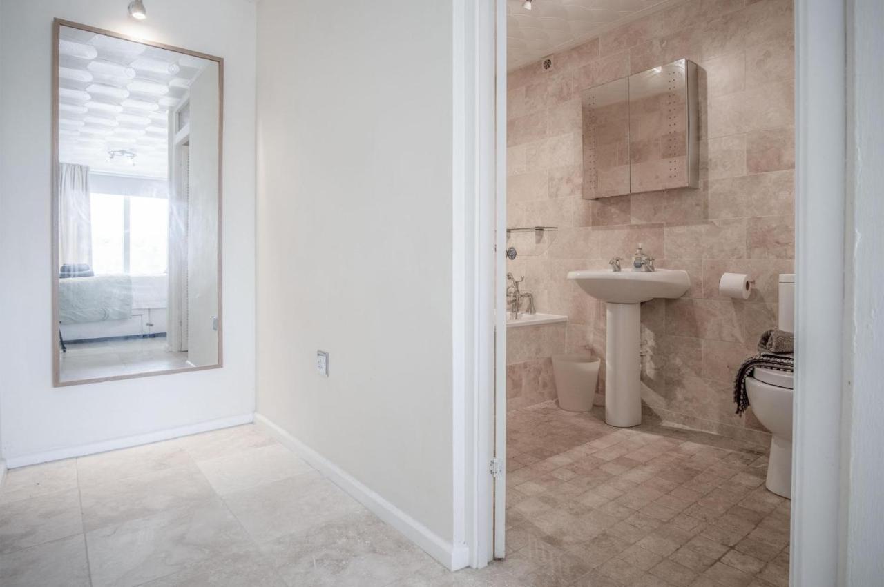Captains Walk - 4 Bedroom Apartment - Saundersfoot Exteriör bild